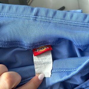 Dickies scrubs size small petite
